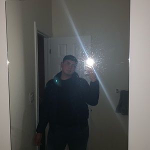 Meet your Posher, Moises